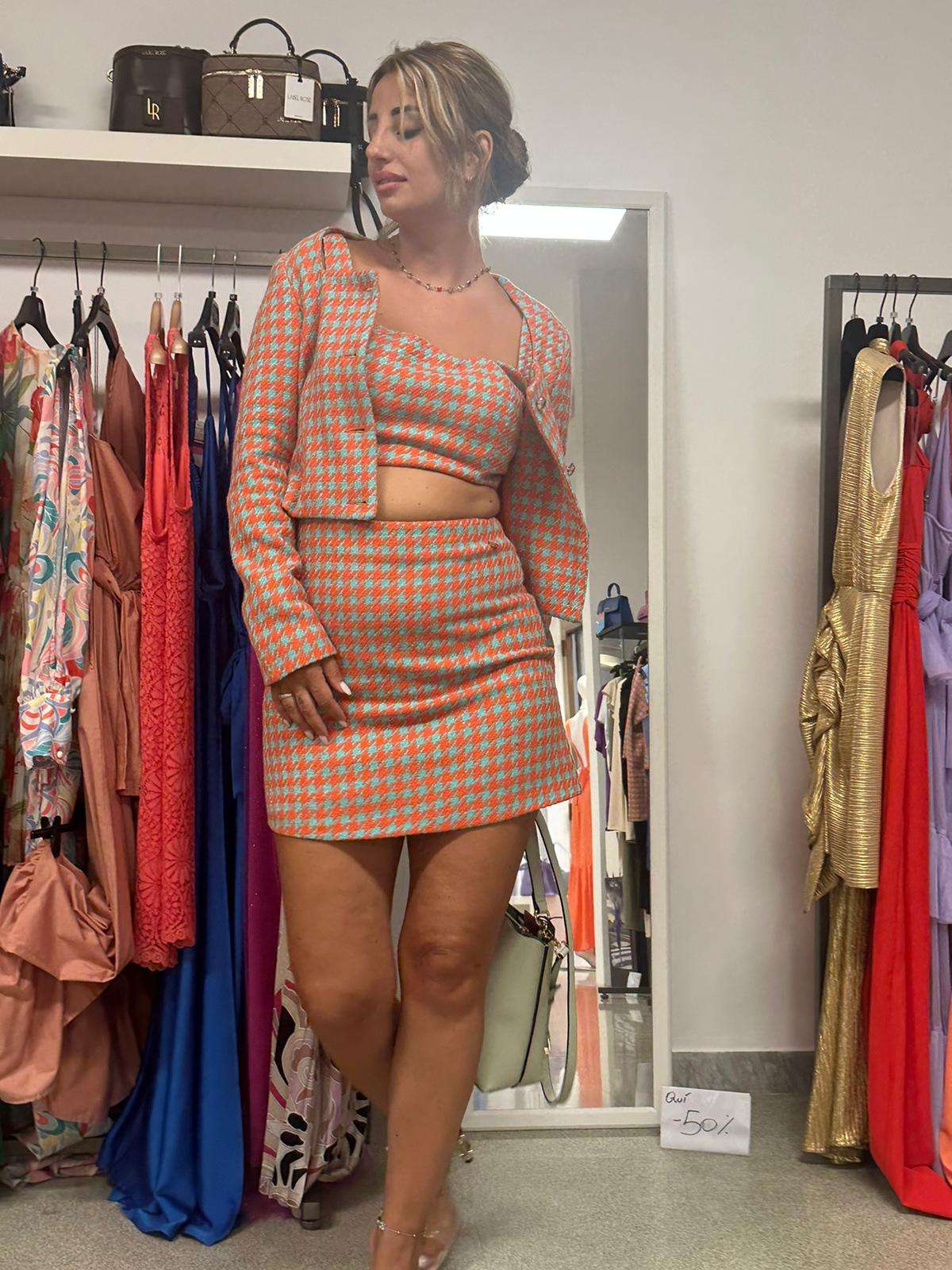 Giacca tailleur corta