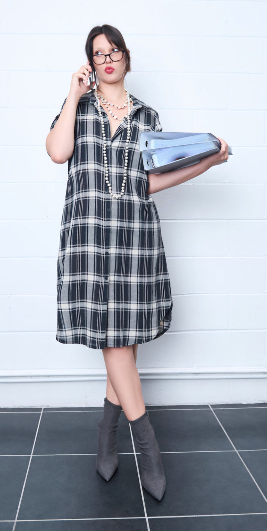 Abito Camicione Dejavu - Elegante e Versatile per Ogni Occasione